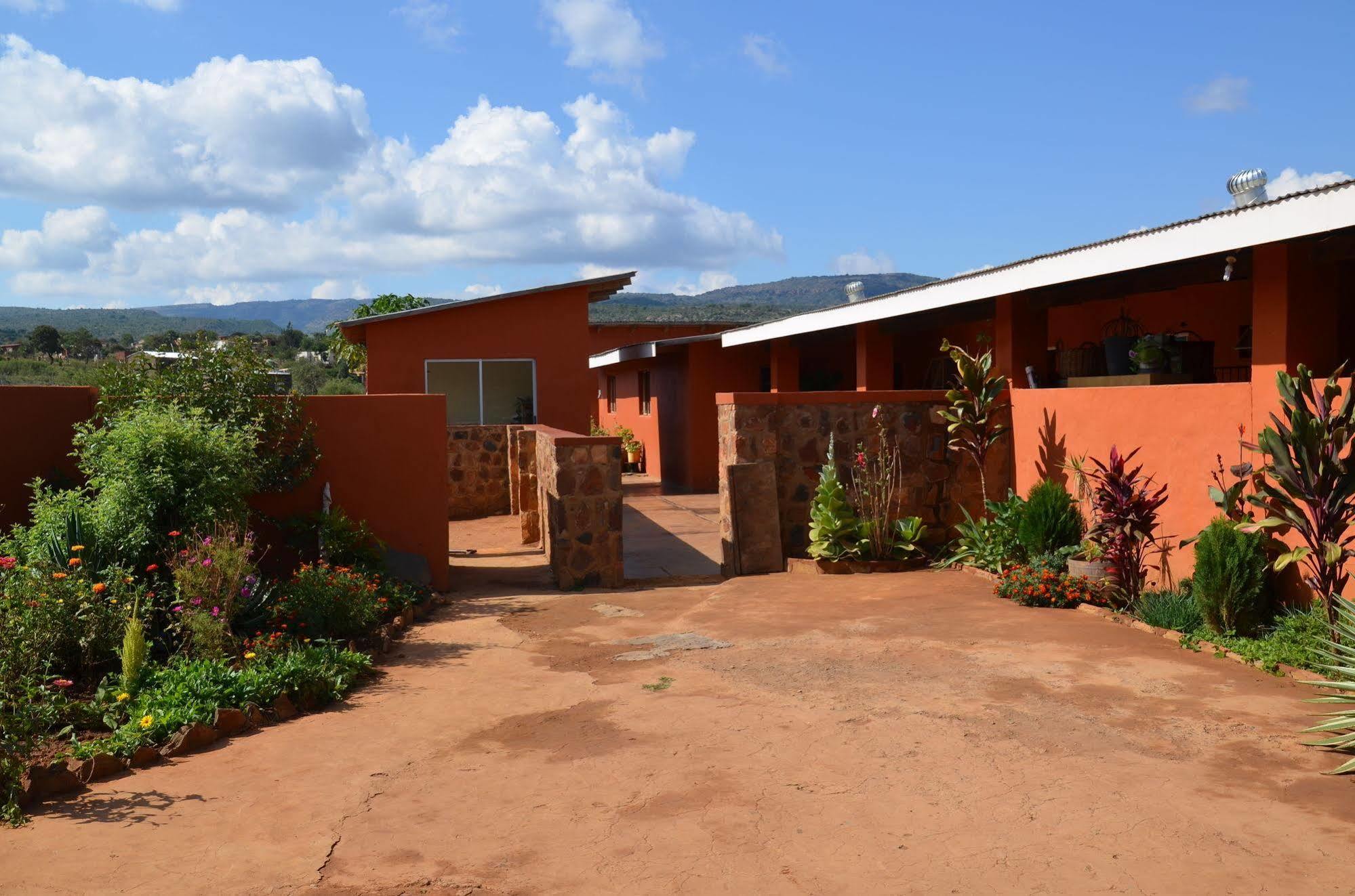 Bama Lodge Rietfontein エクステリア 写真